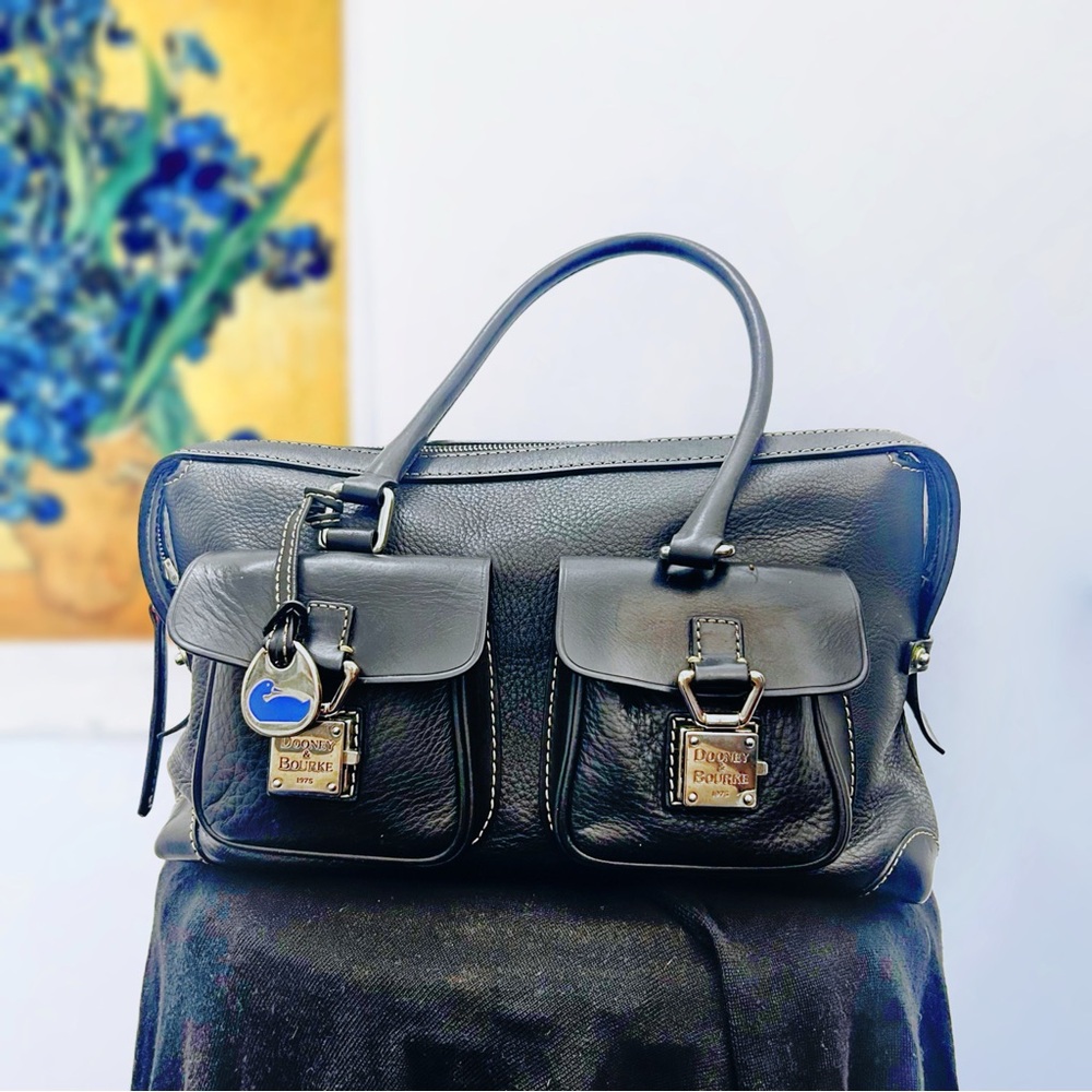 Y2K Vintage Dooney & Bourke Black Pebbled Leather Handbag